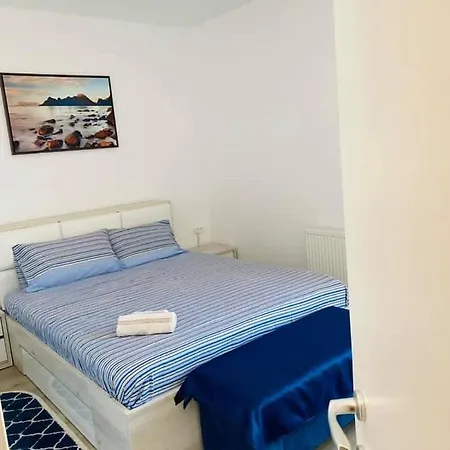 Katosmin Mamaia Nord Apartment